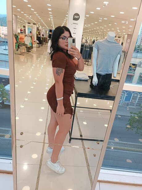 Foto desnuda filtrada de OnlyFans de Roxy