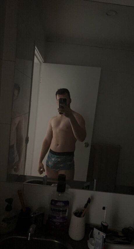 Foto desnuda filtrada de OnlyFans de Jarraldo