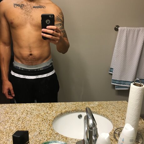 Foto desnuda filtrada de OnlyFans de Redboi