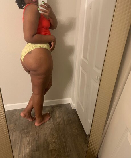 Foto desnuda filtrada de OnlyFans de Mysteriasssrae