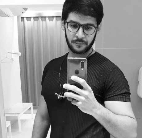 Foto desnuda filtrada de OnlyFans de Raphael