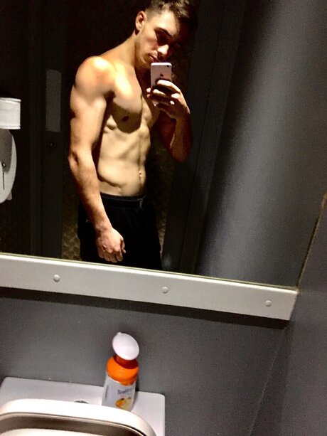 Foto desnuda filtrada de OnlyFans de Woody