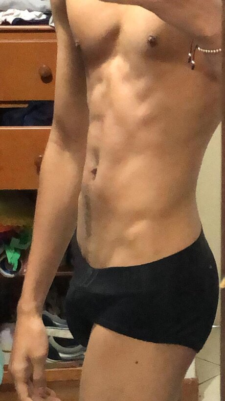 Foto desnuda filtrada de OnlyFans de U14918401