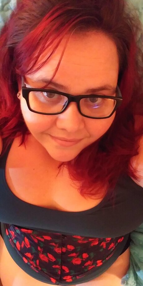 Foto desnuda filtrada de OnlyFans de Simply Sarah