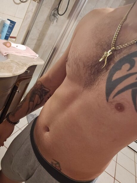 Foto desnuda filtrada de OnlyFans de Chris