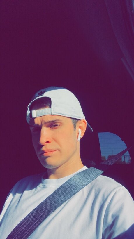 Foto desnuda filtrada de OnlyFans de Kenny T