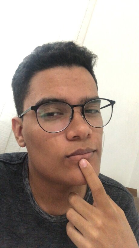 Foto desnuda filtrada de OnlyFans de Felipe
