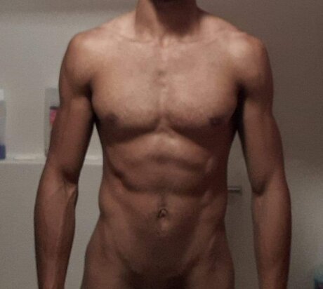 Foto desnuda filtrada de OnlyFans de Daddydarronbbc
