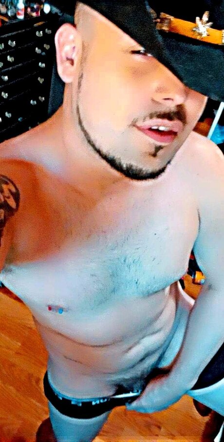 Foto desnuda filtrada de OnlyFans de Jayson