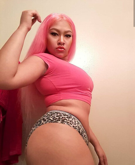 Foto desnuda filtrada de OnlyFans de E Menace