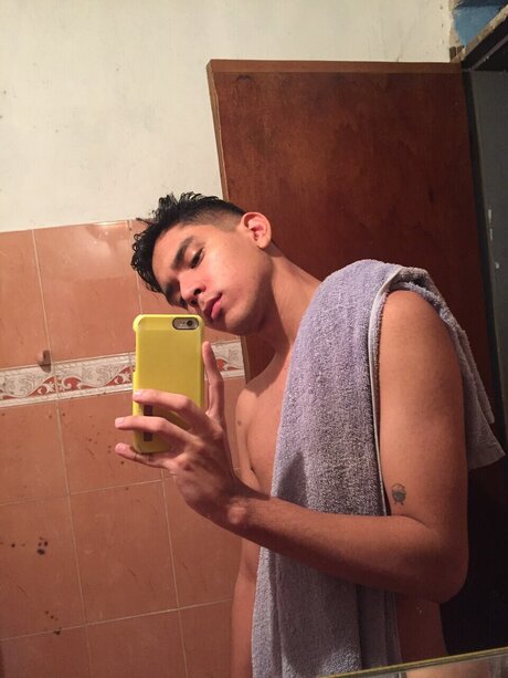 Foto desnuda filtrada de OnlyFans de Jonk