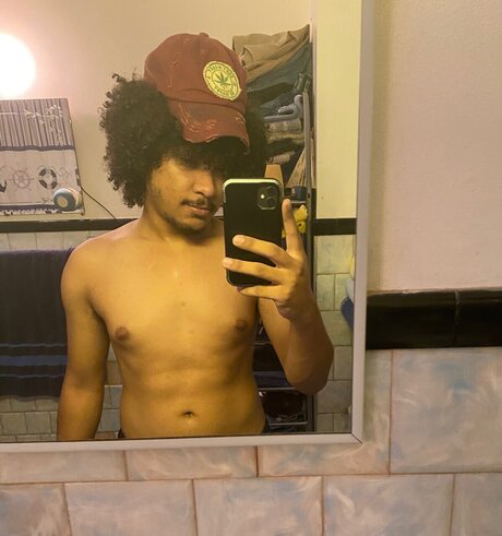 Foto desnuda filtrada de OnlyFans de Vibeworld