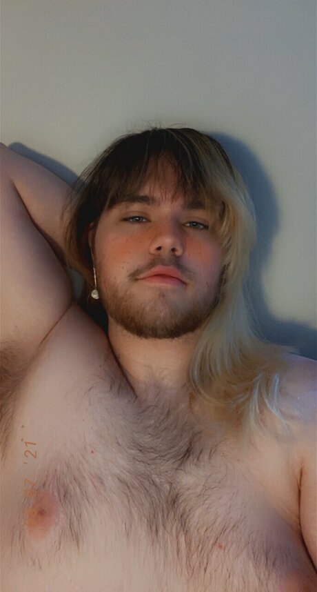 Foto desnuda filtrada de OnlyFans de Skyler Auld