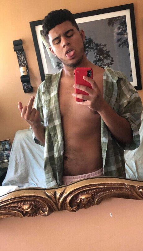Foto desnuda filtrada de OnlyFans de Theelandlordsson
