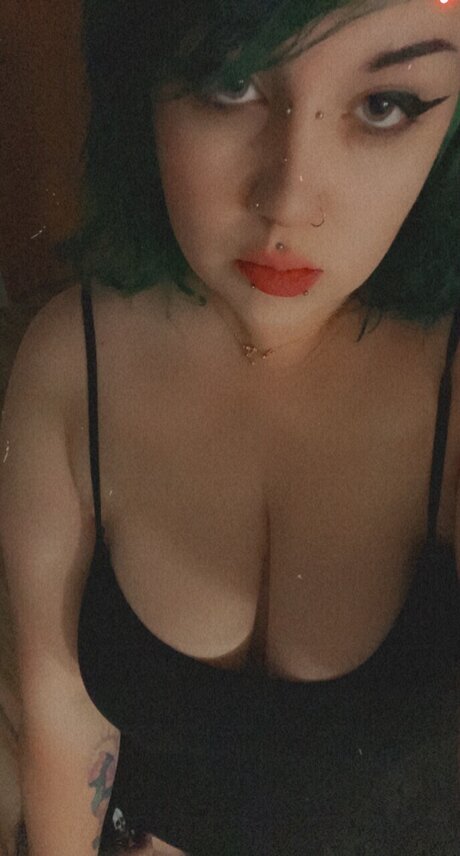 Foto desnuda filtrada de OnlyFans de Nocturne 