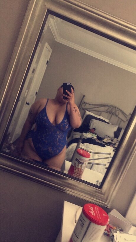 Foto desnuda filtrada de OnlyFans de Ollie
