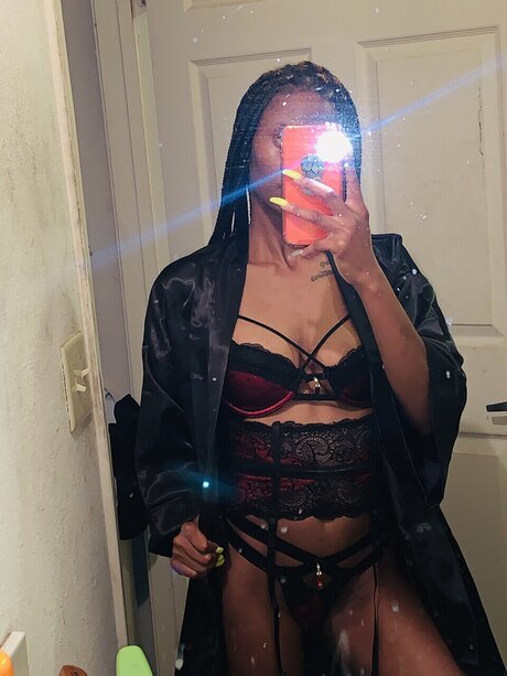 Foto desnuda filtrada de OnlyFans de Karter Lade