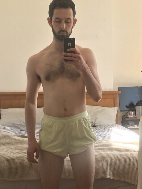 Foto desnuda filtrada de OnlyFans de Look
