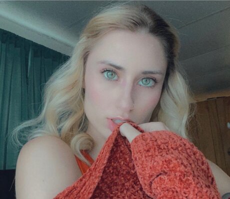 Foto desnuda filtrada de OnlyFans de Julia