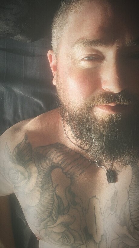 Foto desnuda filtrada de OnlyFans de Casualmeathead
