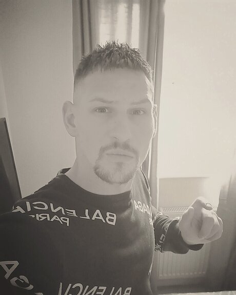 Foto desnuda filtrada de OnlyFans de Pabs