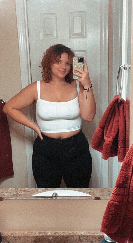 Foto desnuda filtrada de OnlyFans de Deesolovely