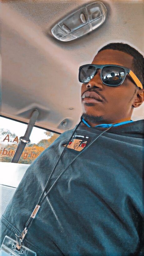 Foto desnuda filtrada de OnlyFans de Bigdogmeechie