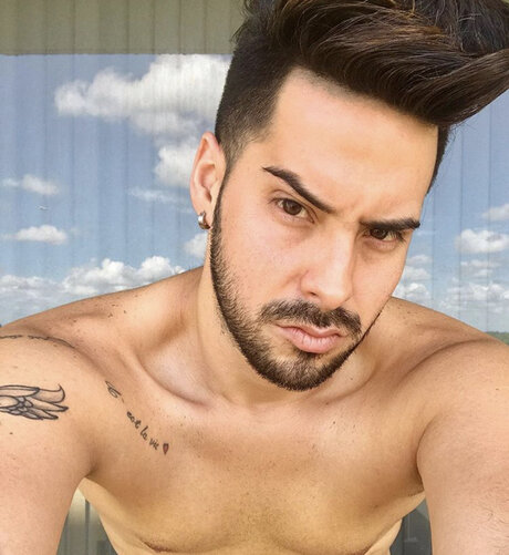 Foto desnuda filtrada de OnlyFans de Victor