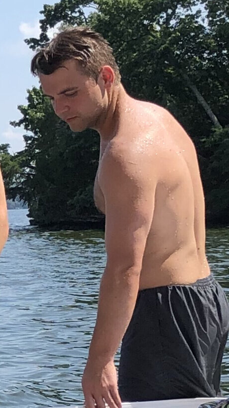 Foto desnuda filtrada de OnlyFans de Josh