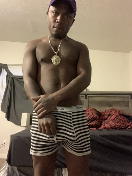 Foto desnuda filtrada de OnlyFans de Money