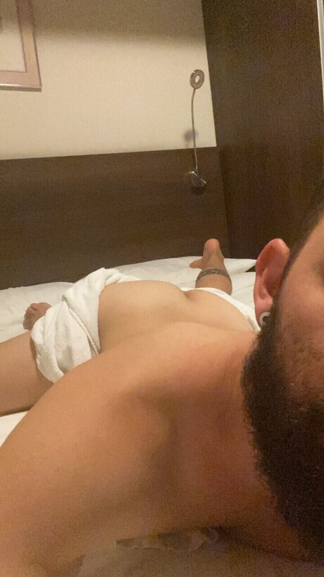 Foto desnuda filtrada de OnlyFans de Mike 