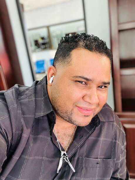 Foto desnuda filtrada de OnlyFans de Juan Ramirez