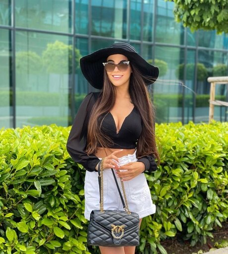 Foto desnuda filtrada de OnlyFans de Tsveta