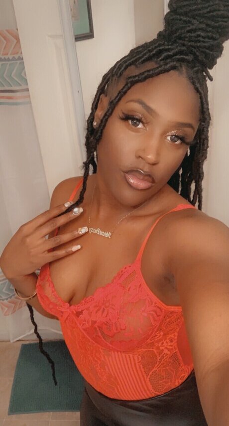 Foto desnuda filtrada de OnlyFans de Cocomadrae