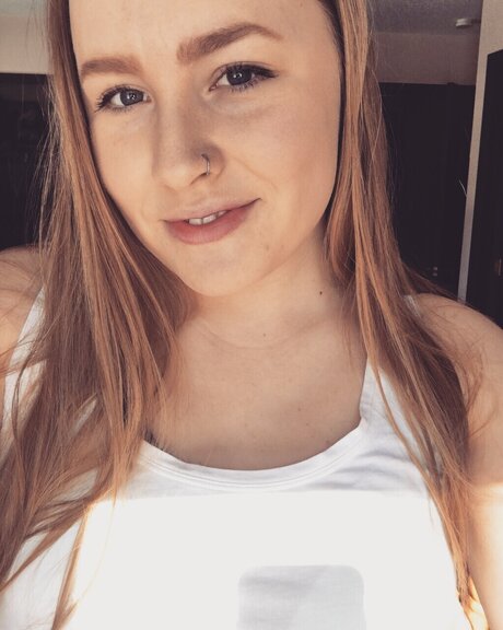 Foto desnuda filtrada de OnlyFans de Mackenzie