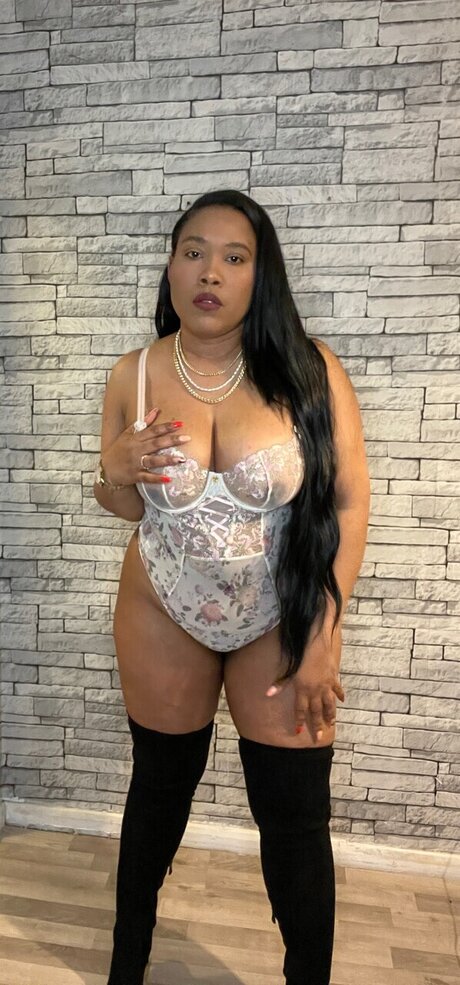 Foto desnuda filtrada de OnlyFans de Camila