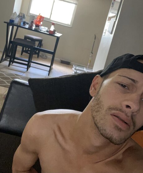 Foto desnuda filtrada de OnlyFans de Austin Riley