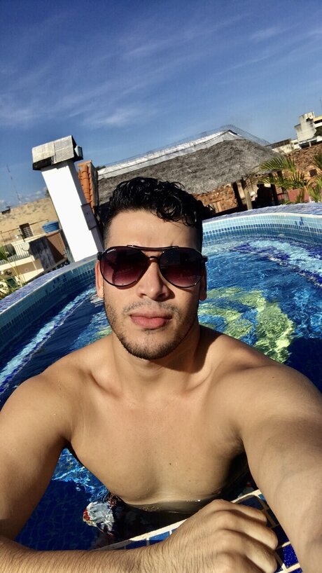 Foto desnuda filtrada de OnlyFans de Maykol