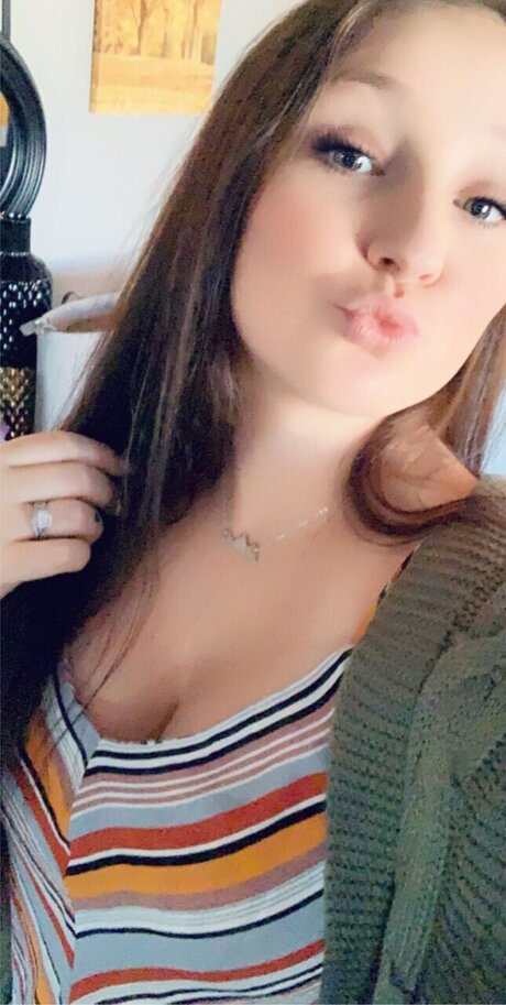 Foto desnuda filtrada de OnlyFans de Cece1990