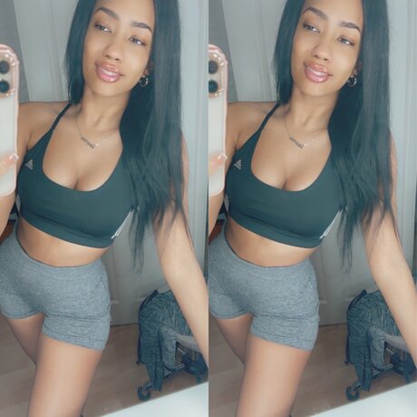Foto desnuda filtrada de OnlyFans de Lozza