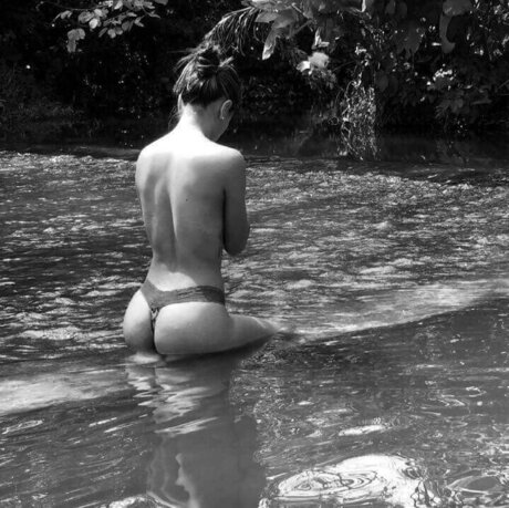 Foto desnuda filtrada de OnlyFans de Linda Rodriguez