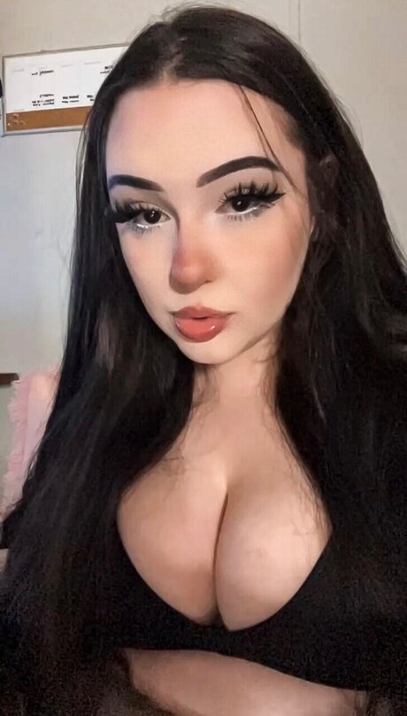 Foto desnuda filtrada de OnlyFans de Hannahamplt3