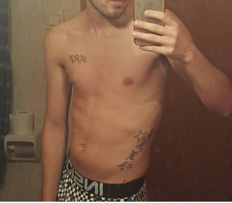 Foto desnuda filtrada de OnlyFans de Rafael Corral