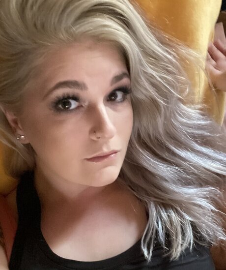 Foto desnuda filtrada de OnlyFans de Tattooed And Pregnant 