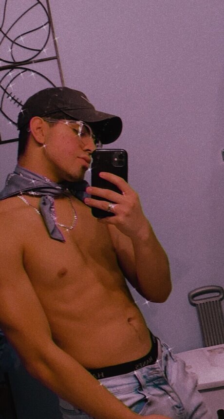 Foto desnuda filtrada de OnlyFans de Junior Ortega