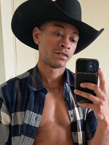 Foto desnuda filtrada de OnlyFans de Lgbt Love Unlocked