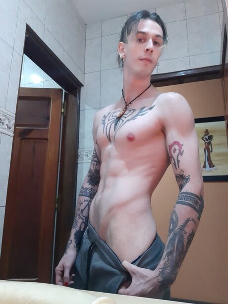 Foto desnuda filtrada de OnlyFans de Maxi Shinigami