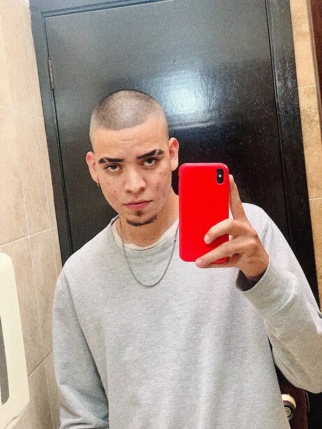 Foto desnuda filtrada de OnlyFans de Juan