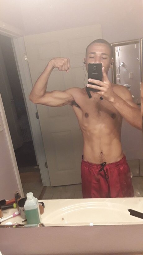 Foto desnuda filtrada de OnlyFans de Daniel Mims