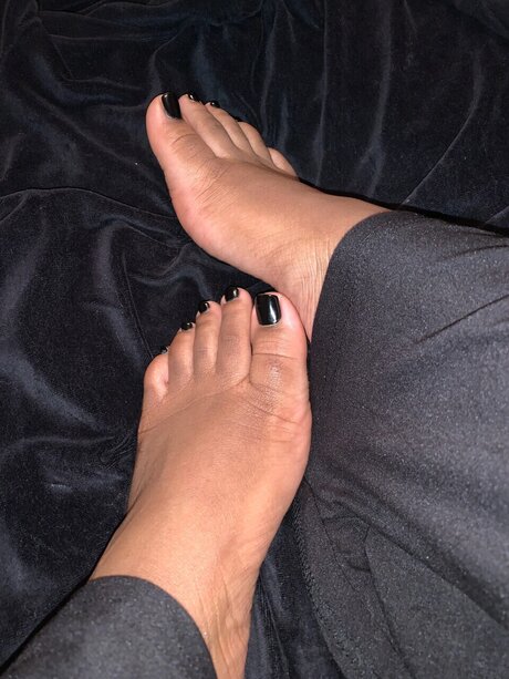 Foto desnuda filtrada de OnlyFans de Mirrord
